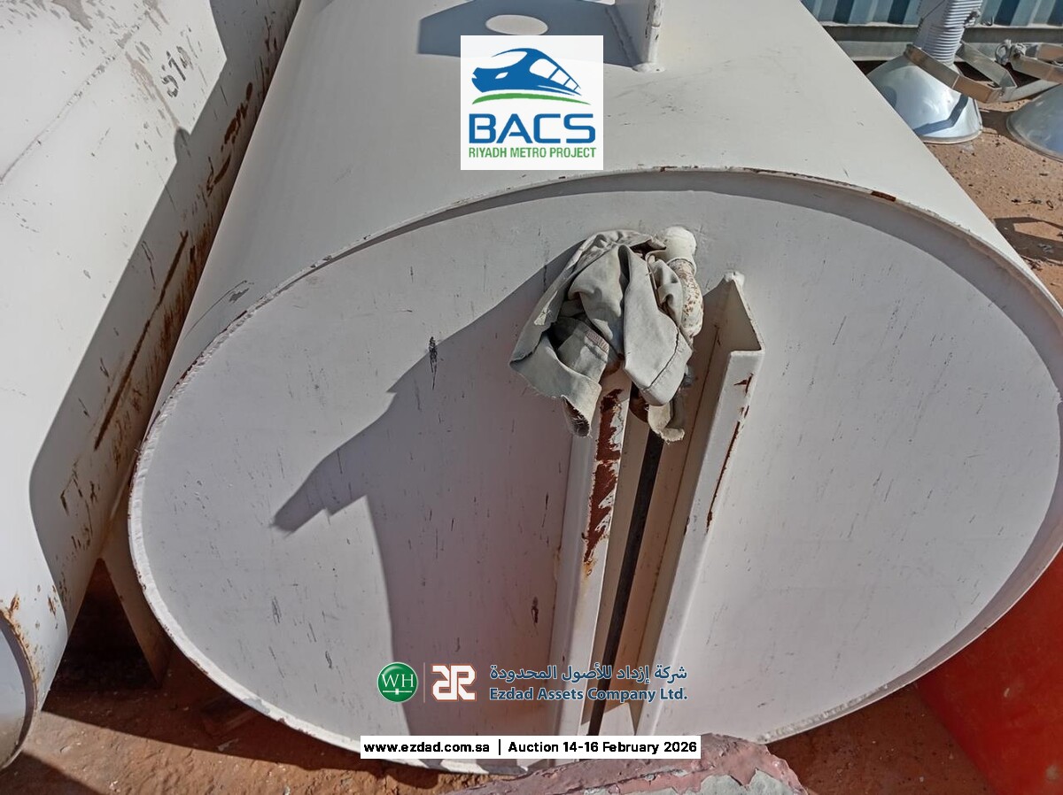 2,000 Liter Cylindrical Fuel Tank-45155910