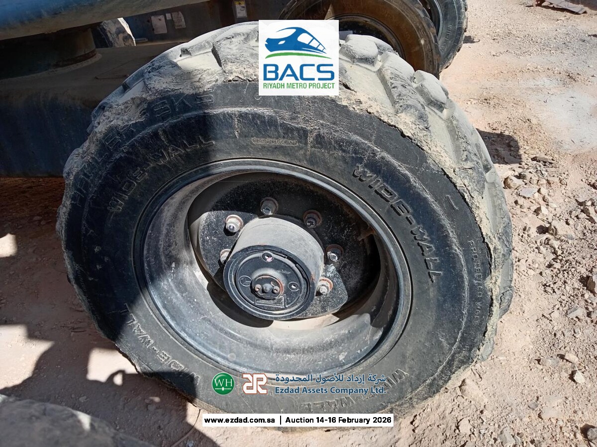 2014 هولوت HA260PX-45153884