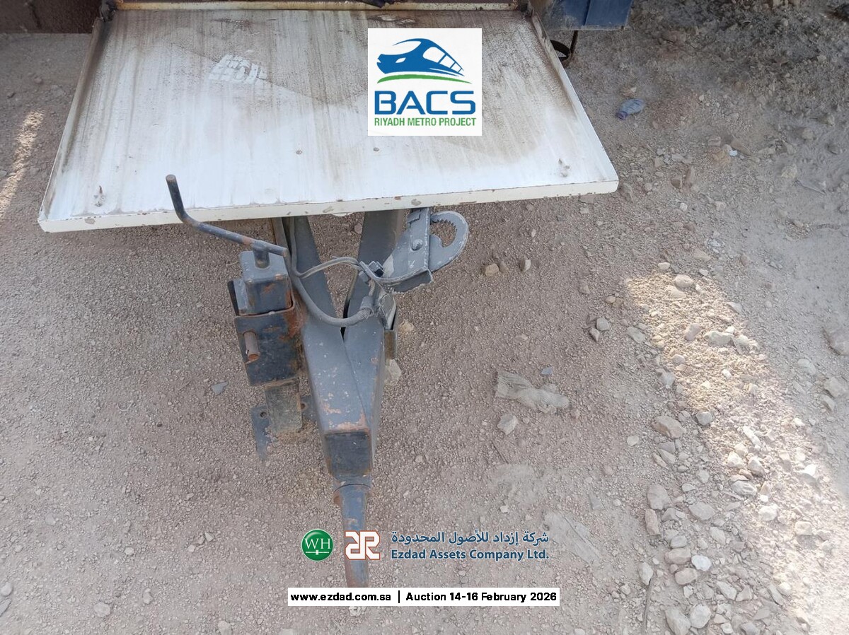 2,000 Liter Fuel Tanker Trailer-45156007