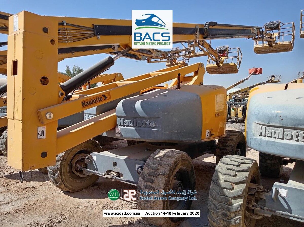 2014 Haulotte HA260PX Articulated Boom Lift-17975618