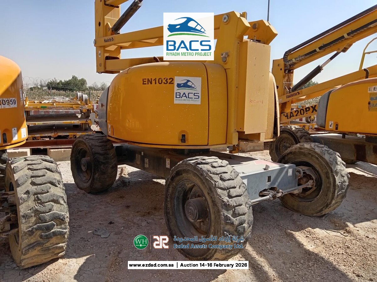 2014 Haulotte HA260PX Articulated Boom Lift-17975778