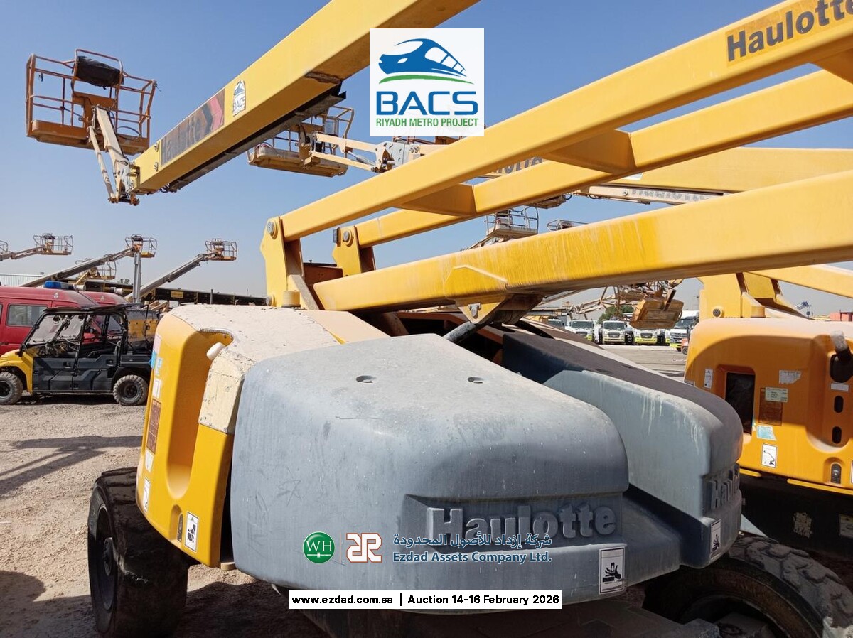 2014 Haulotte HA260PX Articulated Boom Lift-17975780