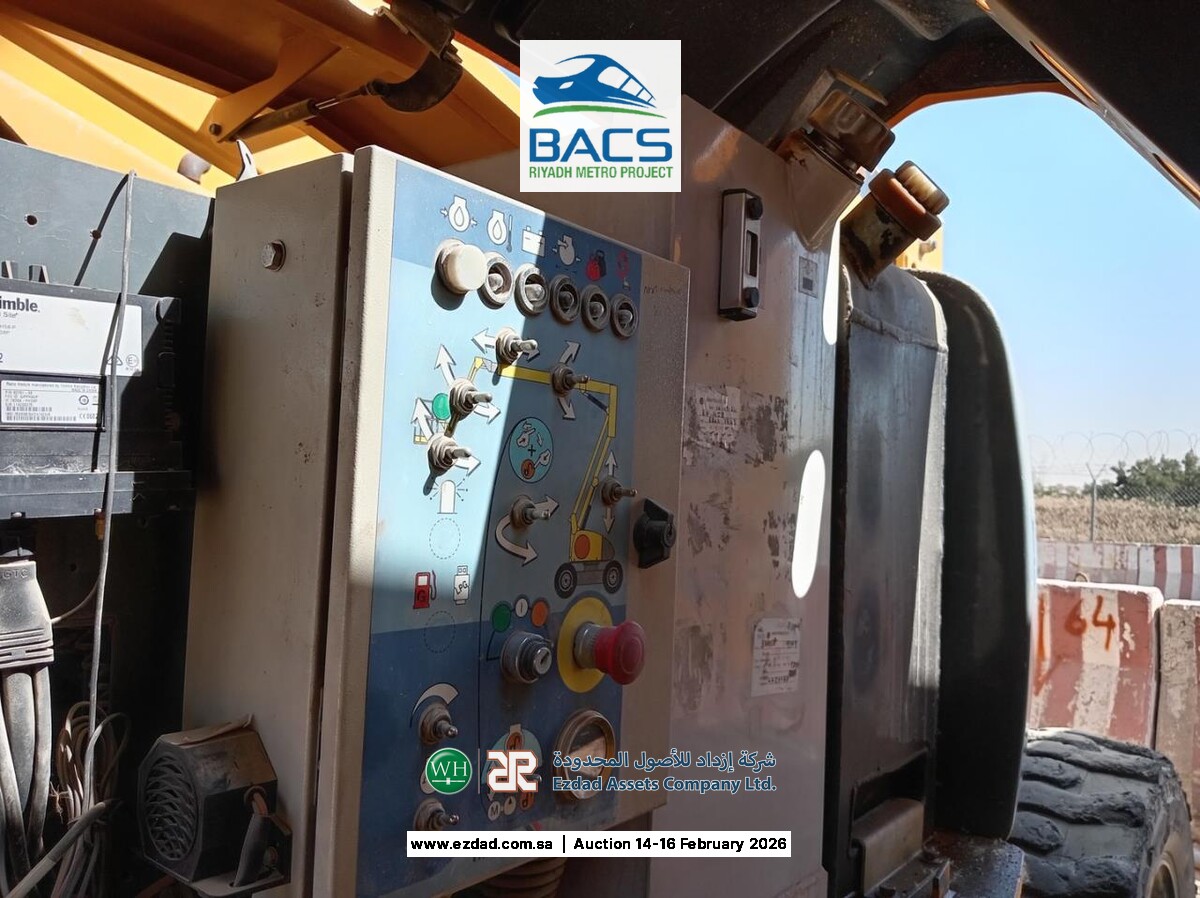 2015 هولوت HA260PX-45154172