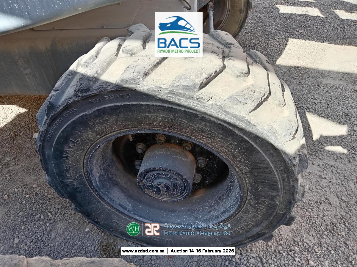 2015 هولوت HA260PX-45154191