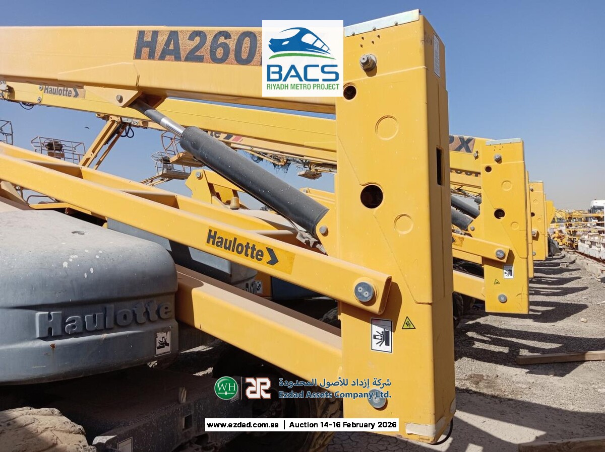 2015 Haulotte HA260PX Articulated Boom Lift-17975953