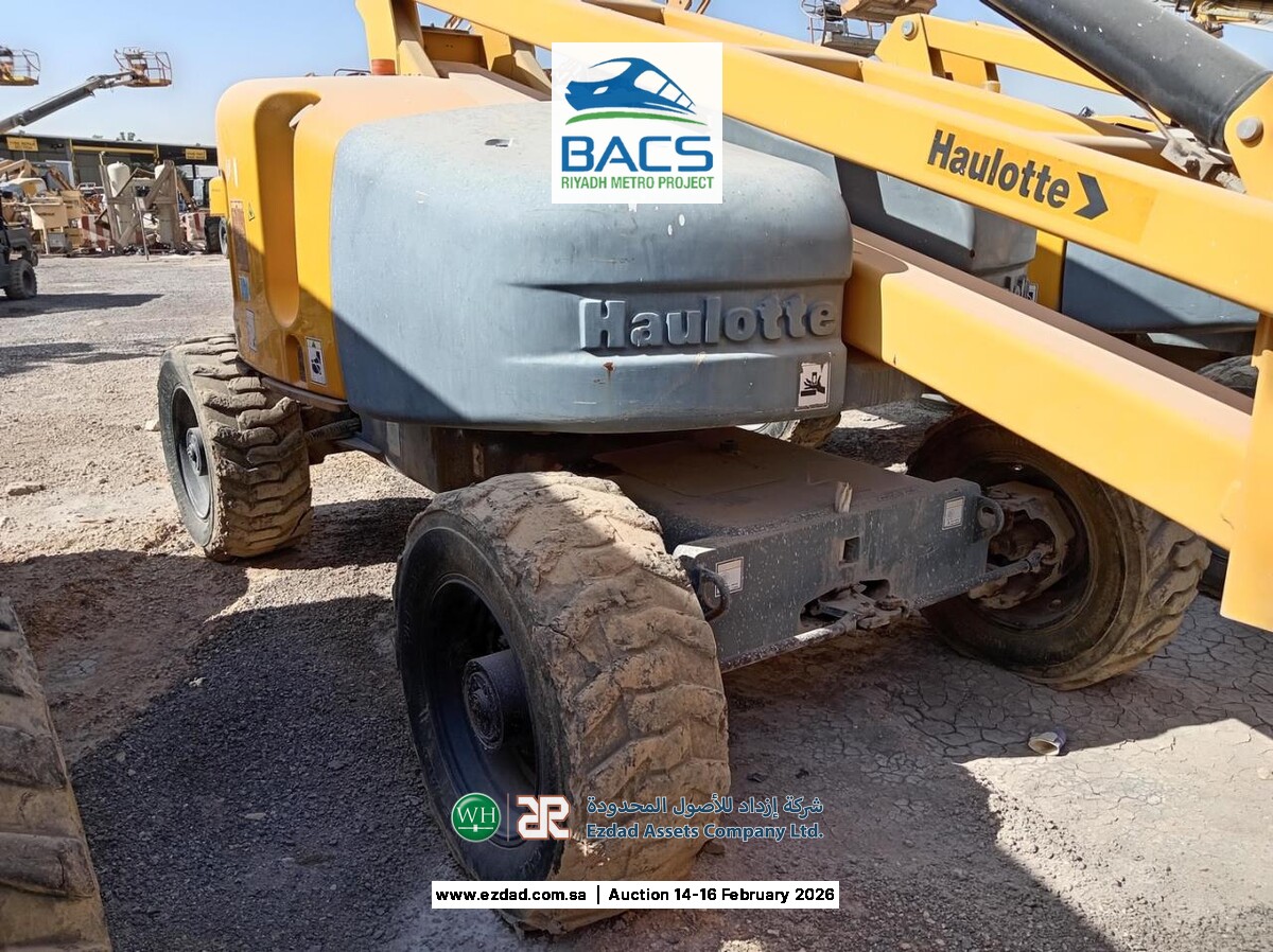 2015 Haulotte HA260PX Articulated Boom Lift-17975955