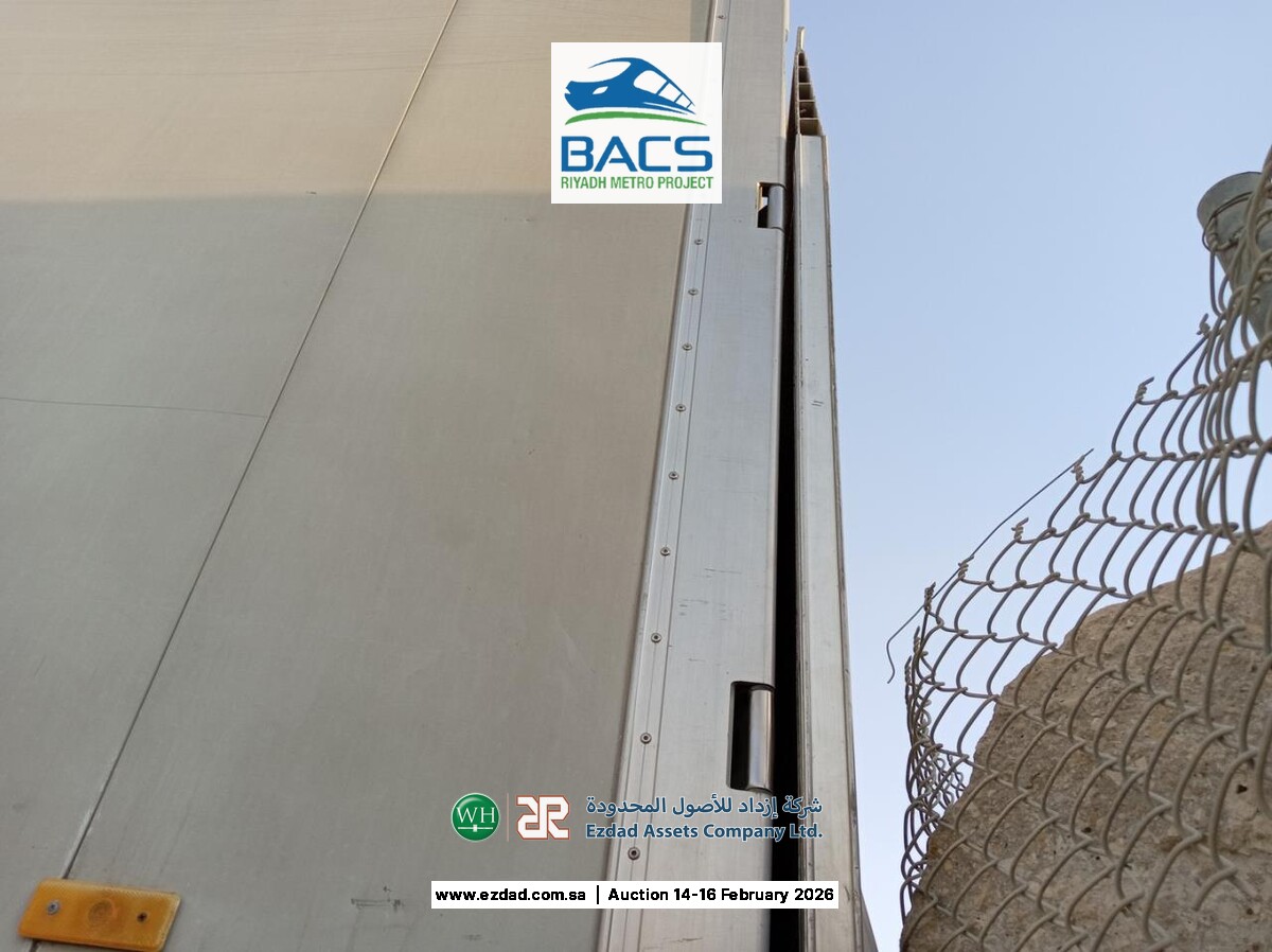 2013 Isuzu Reward NP 5 Ton Refrigerated Truck-45156407