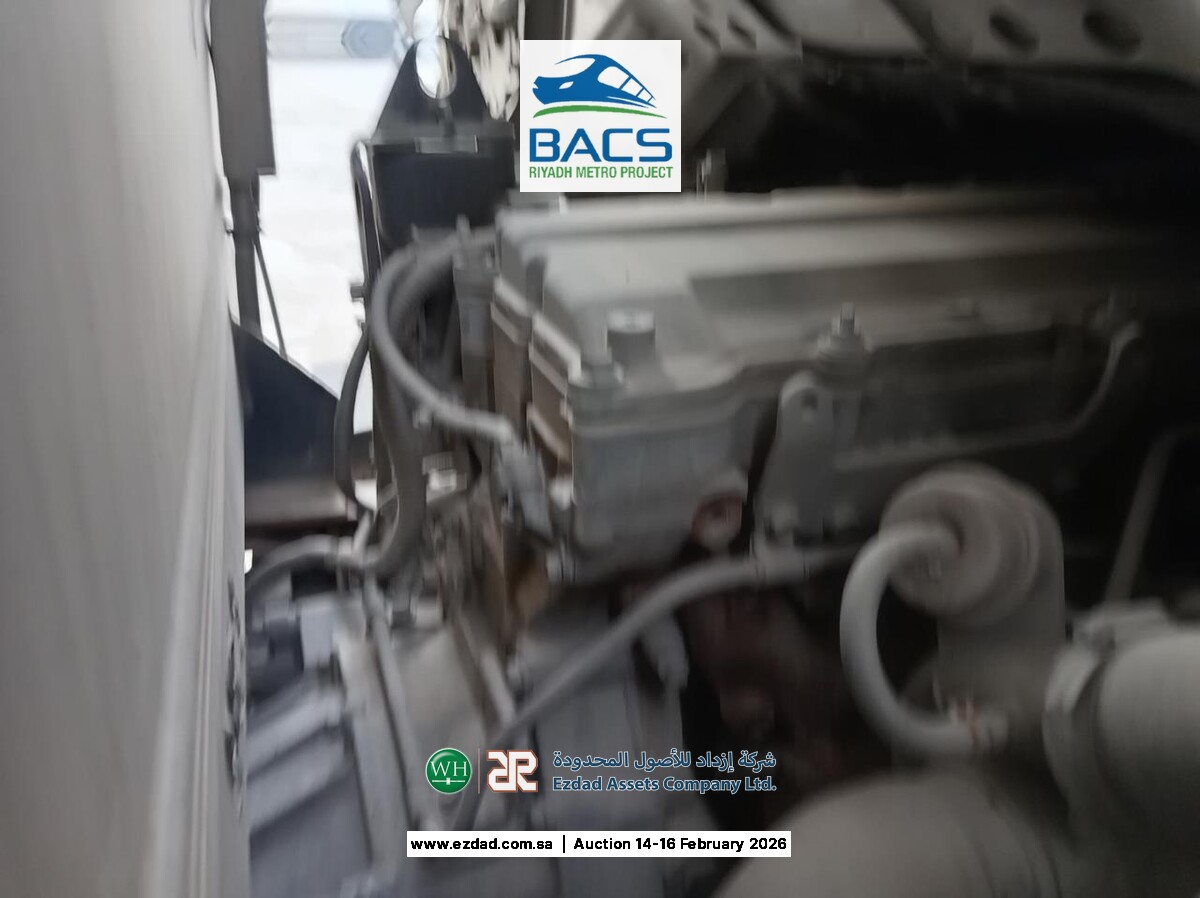 2013 Isuzu Reward NP 5 Ton Refrigerated Truck-45156410