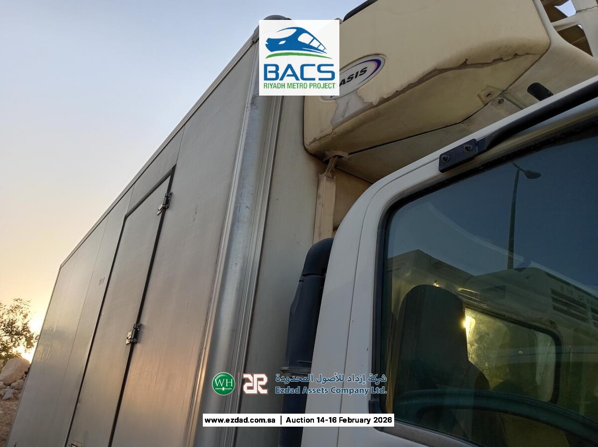 2013 Isuzu Reward NP 5 Ton Refrigerated Truck-45156400