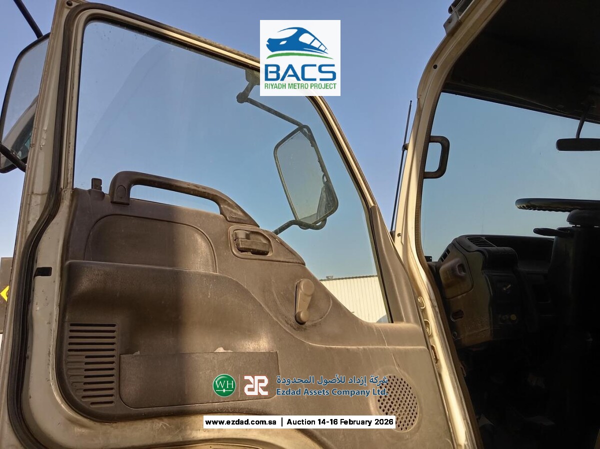 2008 Isuzu Reward NP 5 Ton Refrigerated Truck-45156449