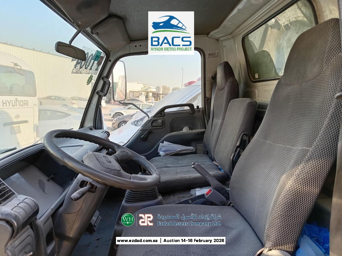 2008 Isuzu Reward NP 5 Ton Refrigerated Truck-45156450