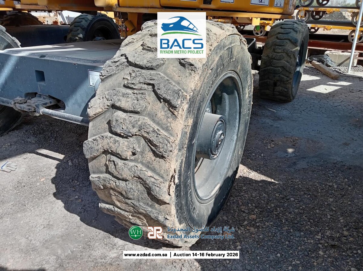 2015 Haulotte HA260PX Articulated Boom Lift-17975988