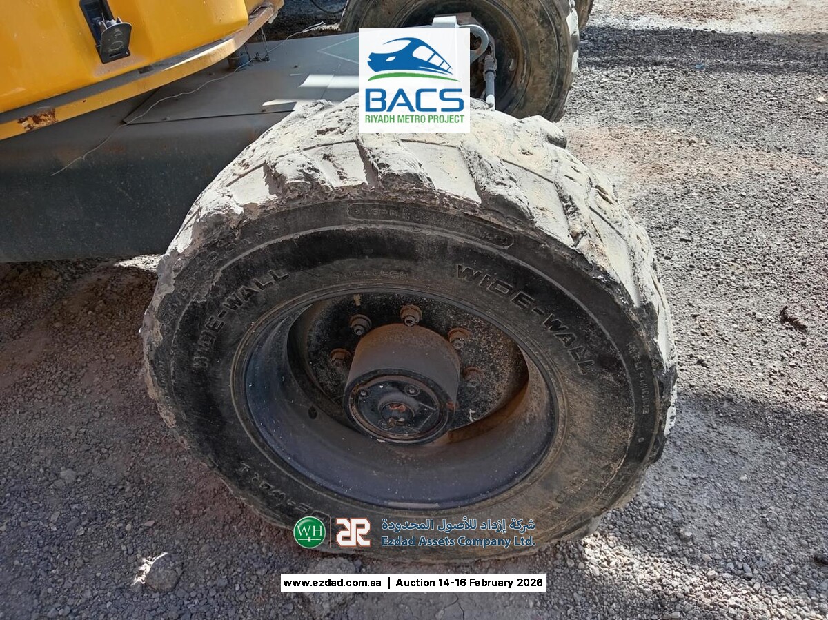 2015 Haulotte HA260PX Articulated Boom Lift-17975989