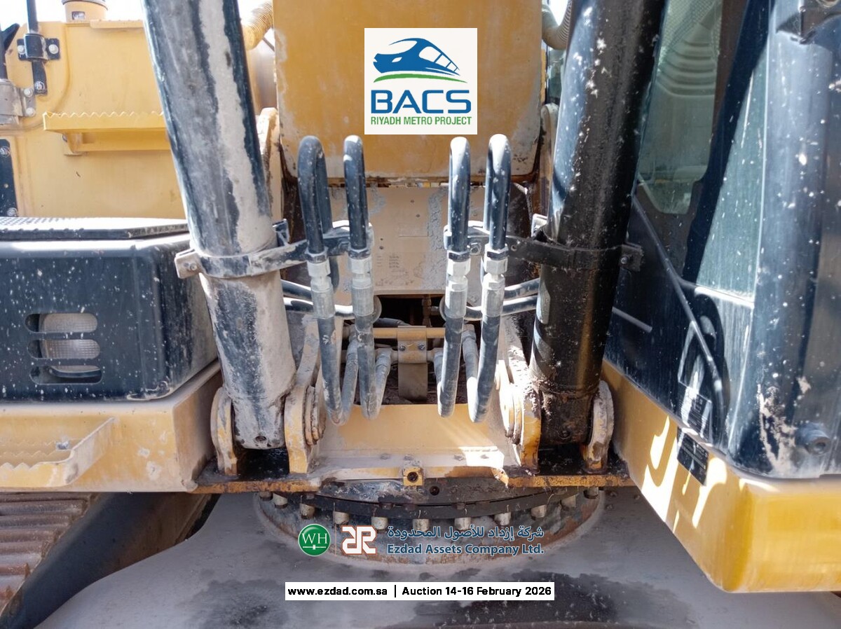 2014 Caterpillar 320D2L Tracked Excavator-45153547