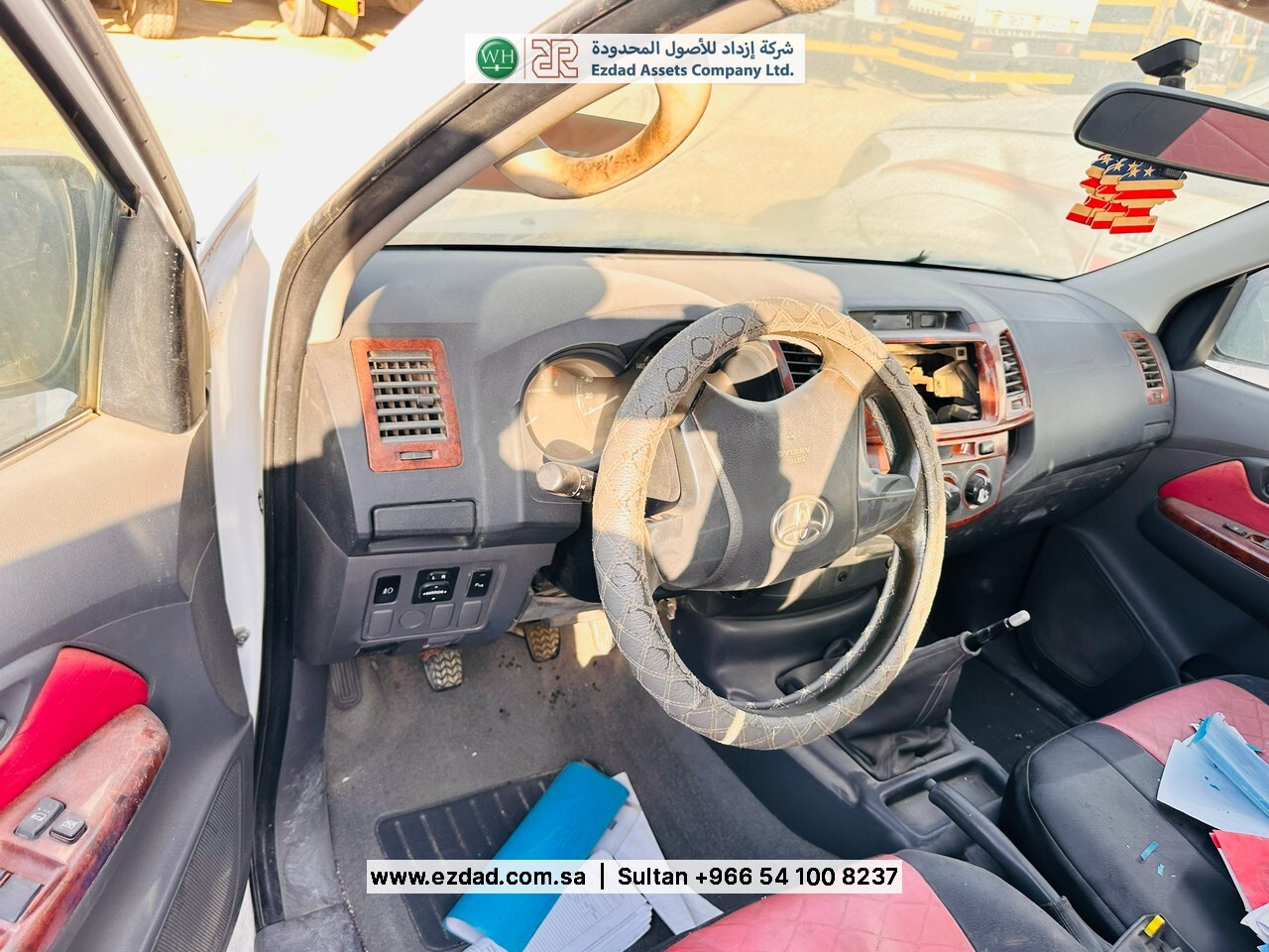 2013 Toyota Hilux-48753497