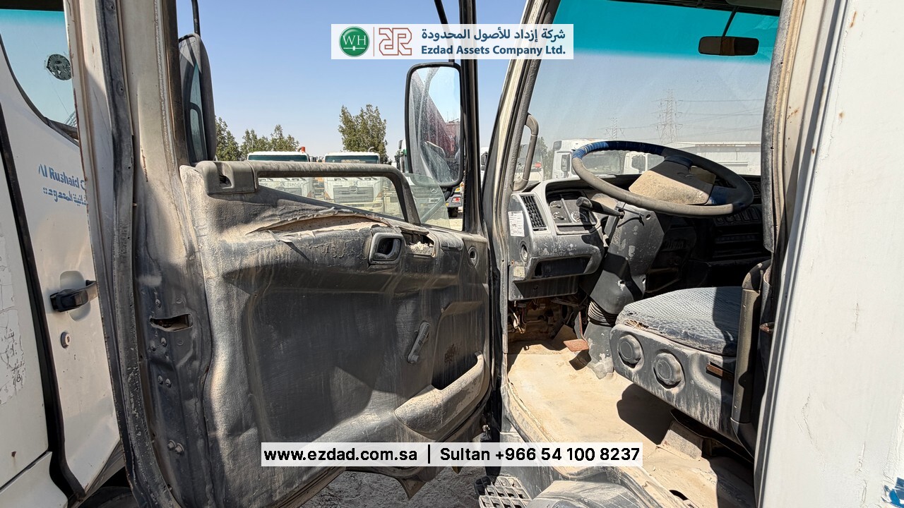 2009 MITSUBISHI Fuso-48753582
