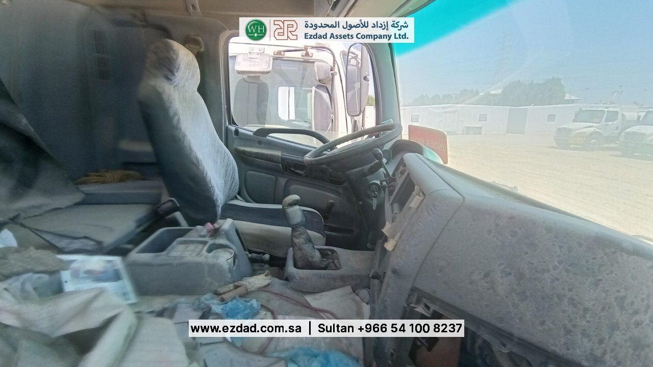 2008 Hino Series 700-48753813
