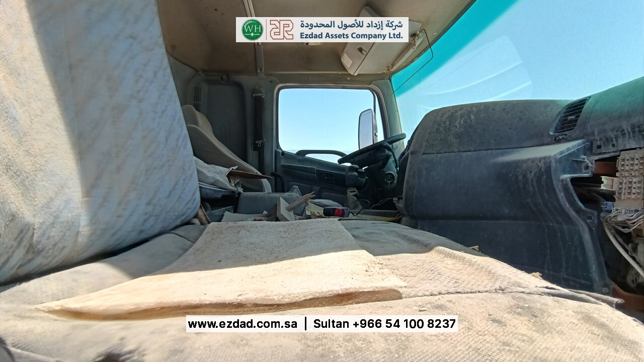 2009 Hino Series 700-48753900