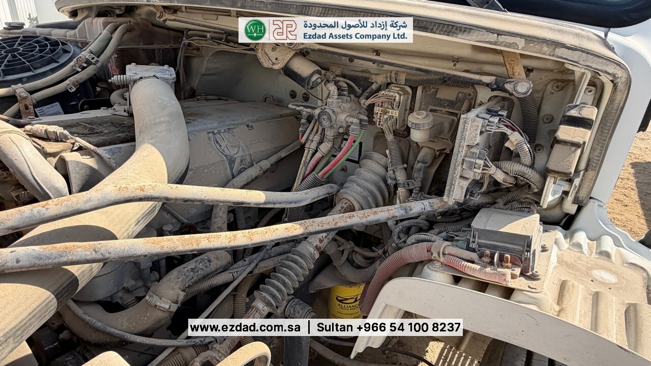 2011 Freightliner Business Class M2-48754068